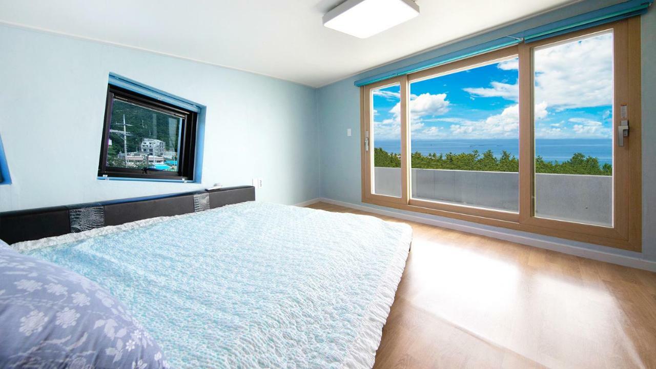 Samcheok Sol Beach Pension Экстерьер фото