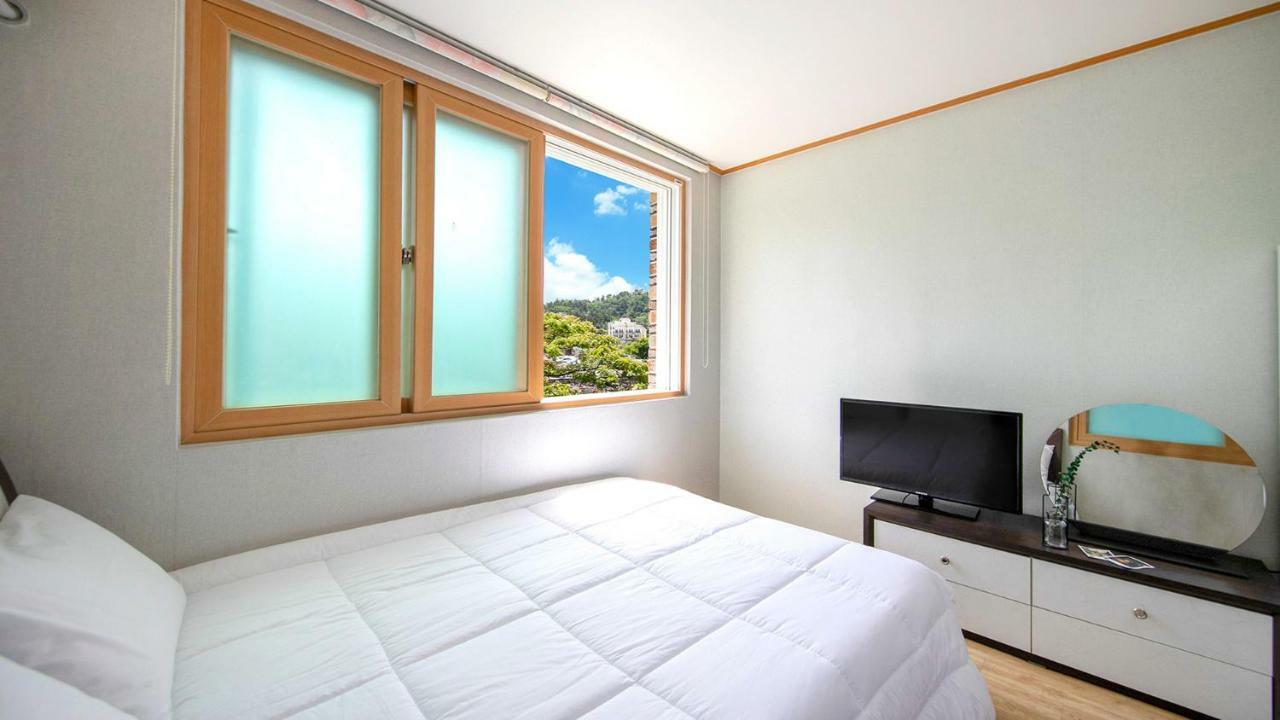 Samcheok Sol Beach Pension Экстерьер фото