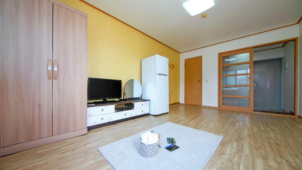 Samcheok Sol Beach Pension Экстерьер фото