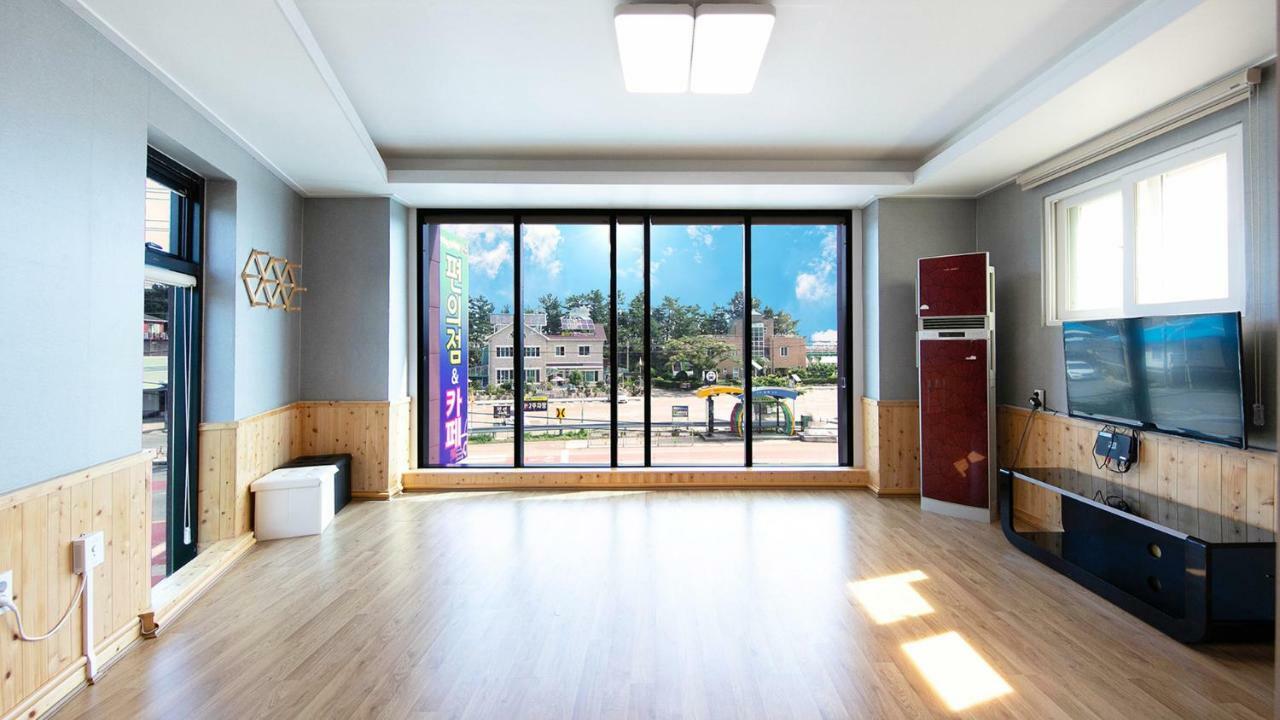 Samcheok Sol Beach Pension Экстерьер фото