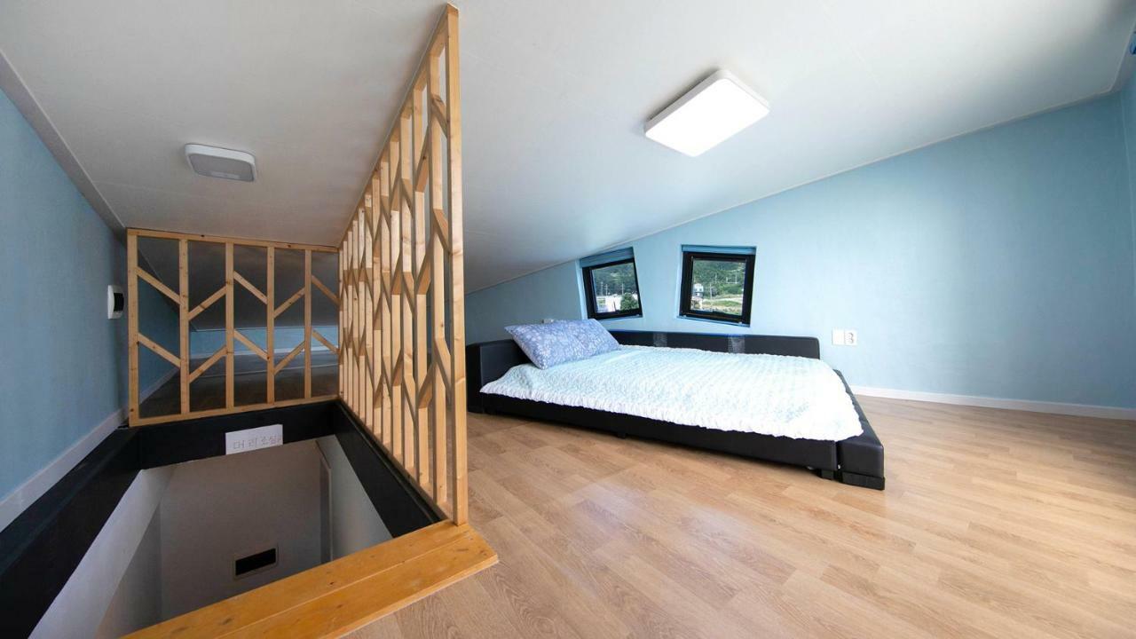 Samcheok Sol Beach Pension Экстерьер фото