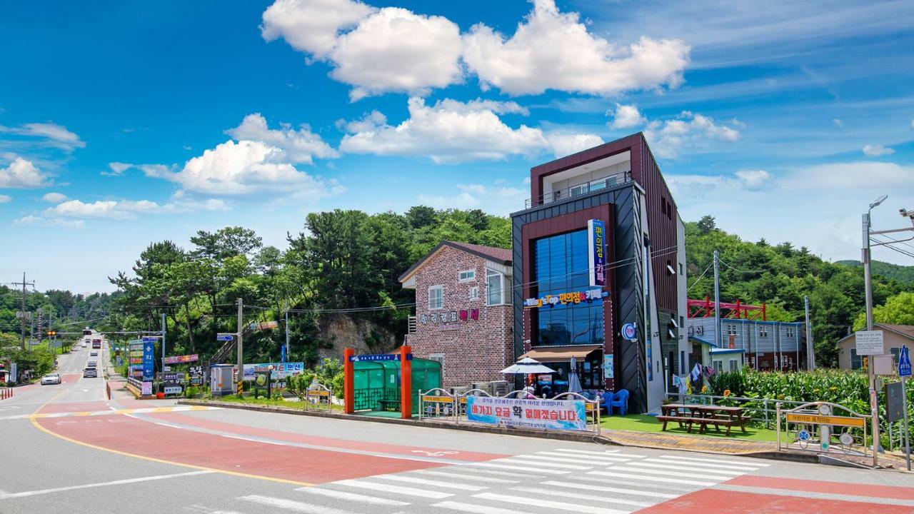 Samcheok Sol Beach Pension Экстерьер фото